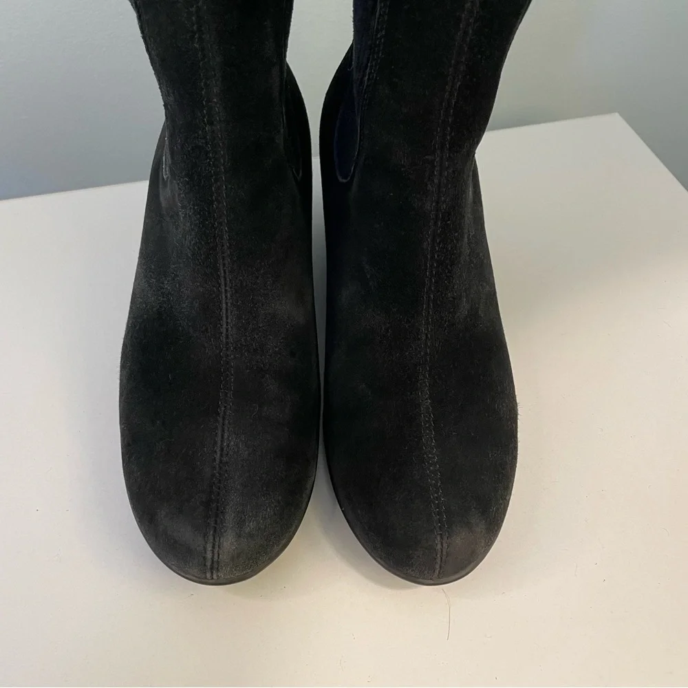 Aquatalia Versa Waterproof Black Nappa Suede Chelsea Wedge Ankle Boots 7